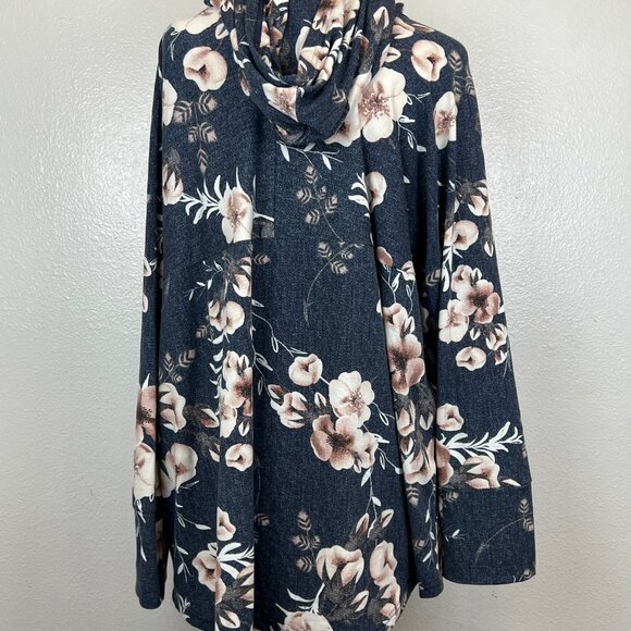 LuLaRoe Amber Hoodie  Blue Floral Print Pullover Shirt Size 3XL - Picture 4 of 6